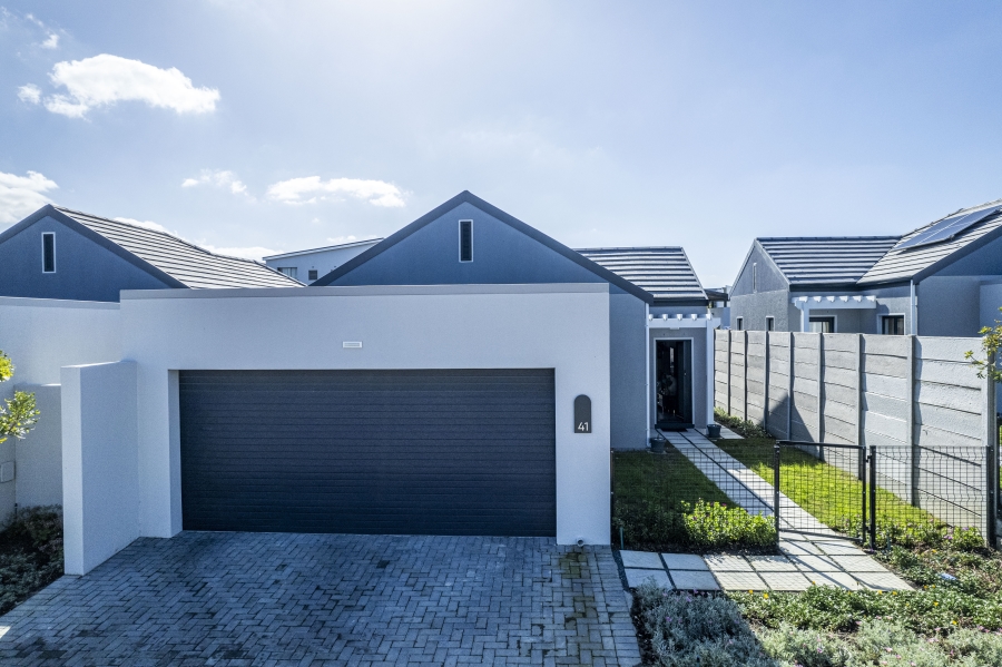 3 Bedroom Property for Sale in Burgundy Estate Western Cape